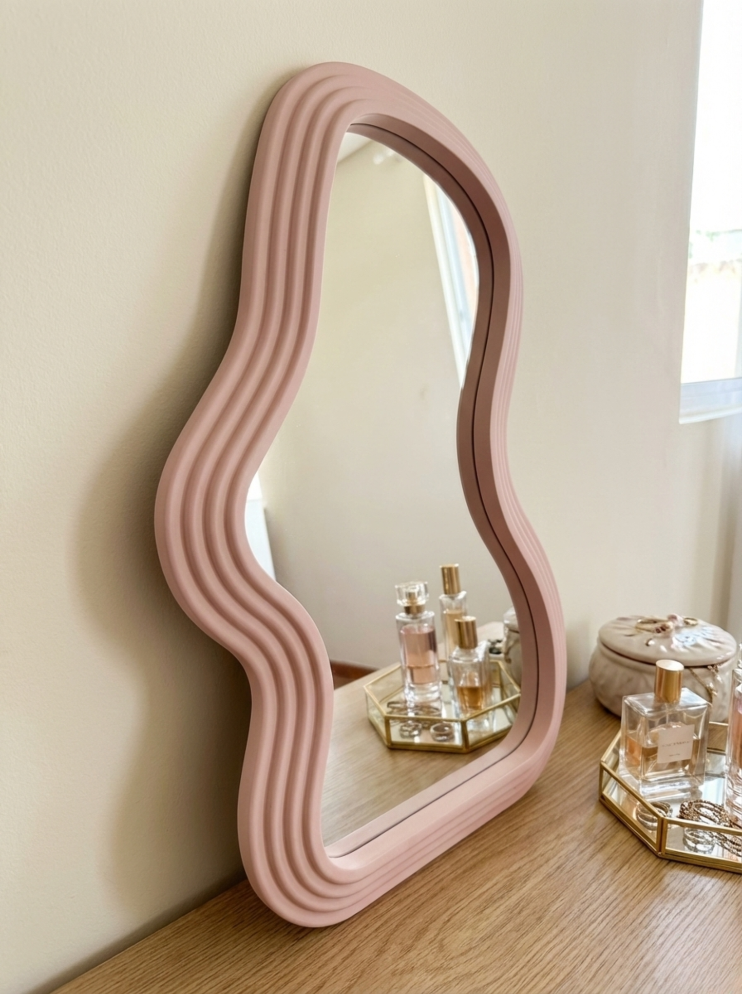Espejo Decorativo Asimétrico Rosado